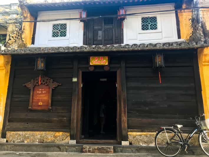 Hoi An: My Son Sanctuary & Ancient Town Day Tour With Lunch | GetYourGuide