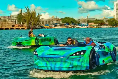 San Juan: WATER JET CAR-Green McLaren Experience