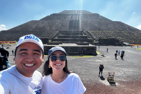 PRIVÉTOUR IN TEOTIHUACAN EN GUADALUPE BASILIEK