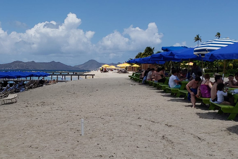 St. Kitts: Nevis Island Tour und Strandzeit mit Mittagessen