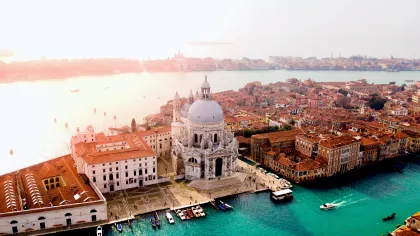 Venedig an einem Tag: Sightseeingtour an Land & zu Wasser