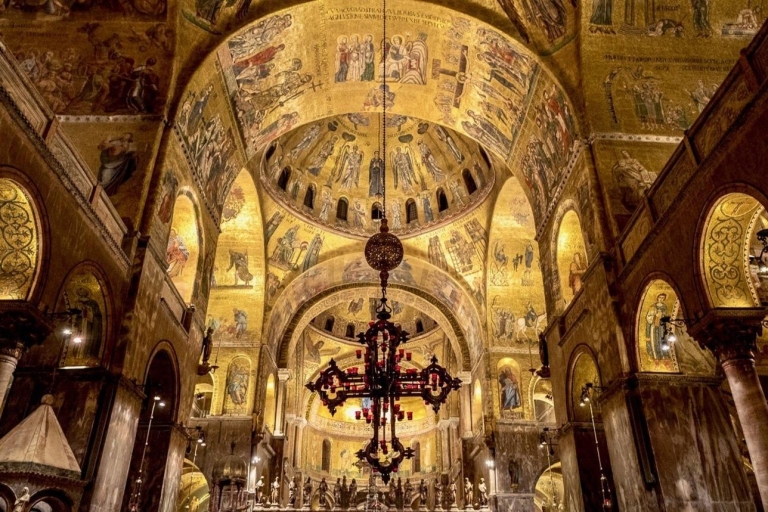 Venecia: visita a pie sin colas al Palacio Ducal y la basílicaTour matutino en español