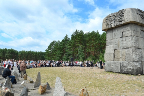 Warschau: 5-uur durende rondleiding door Treblinka met kaartjesWarschau: 5-uur durende privérondleiding door Treblinka met tickets