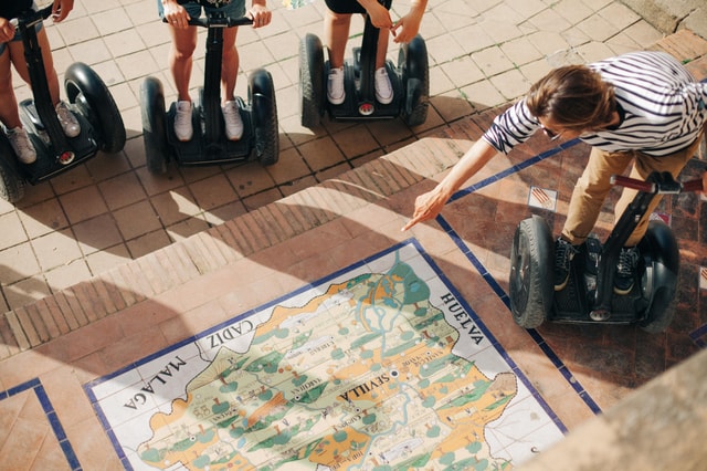 Granada: 1-Hour Panoramic Segway Tour with Alhambra Views