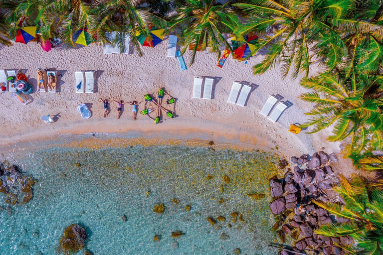 Phu Quoc: Przejażdżka kolejką linową i rejs wycieczkowy na 3 wyspy z lunchemPhu Quoc: przejażdżka kolejką linową i rejs statkiem po 3 wyspach z lunchem