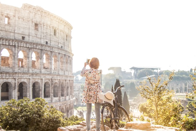 Visit Rome Colosseum Underground, Arena & Forum Tour in Roma