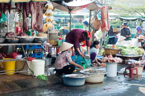 ho chi minh city halfday local life walking tour