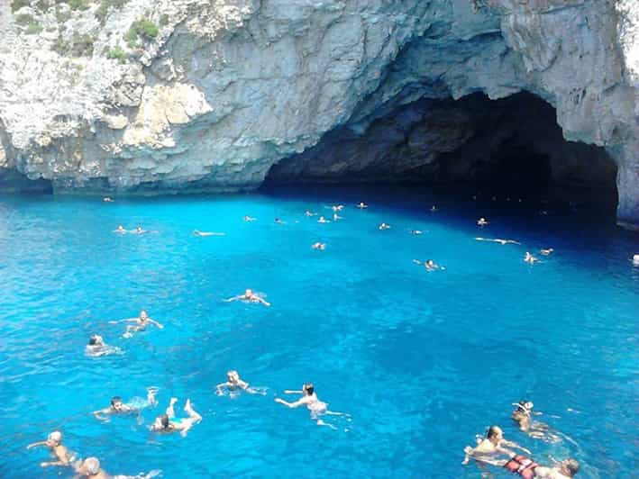 Isole Di Passo E Grotte Blu Crociera Di Un Giorno Da Parga Getyourguide