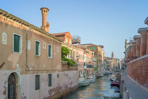 Private Accademia Gallery and Dorsoduro Guided Tour