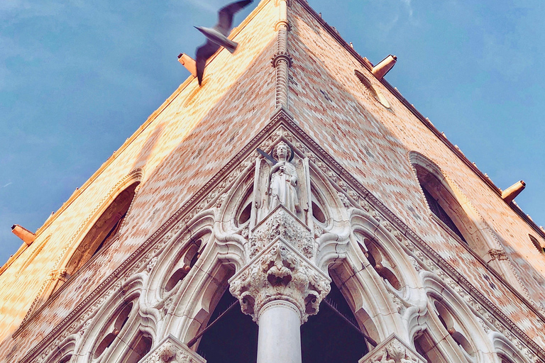 Venice: St Mark's Basilica, Doge's Palace, and Gondola Ride 2026 Tour in French