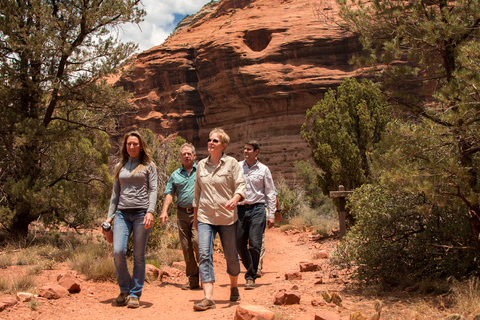 Sedona: Ancient Ruins Pink Jeep Tour