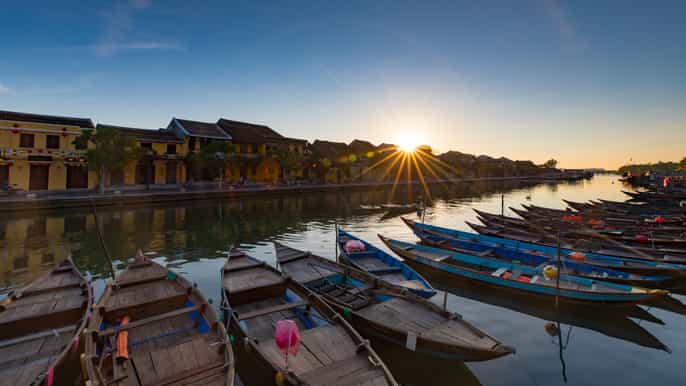 hoi an morning fish market tour with breakfast