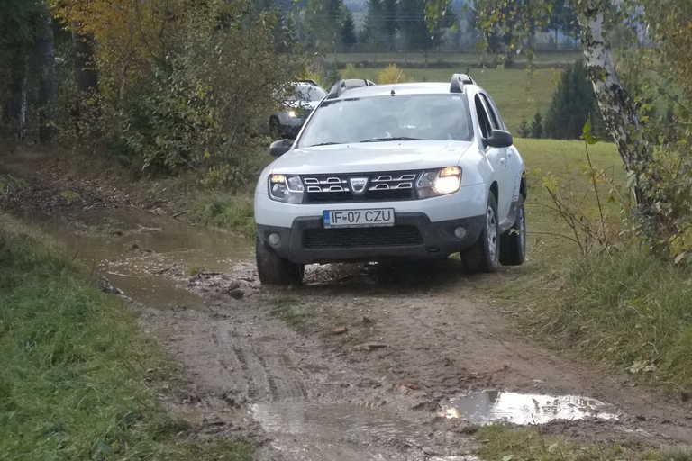 Von Brașov: Halb- oder Ganztagestour mit dem Siebenbürgen-JeepAb Brașov: Halbtägige Jeep-Tour durch Siebenbürgen