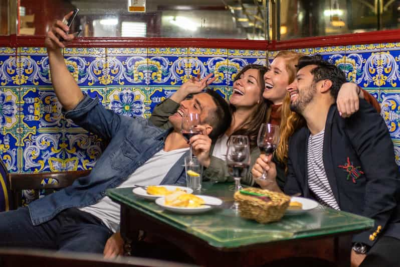 Madrid: Tour Local De Tapas Y Vinos Con Bebidas Y Vistas | GetYourGuide