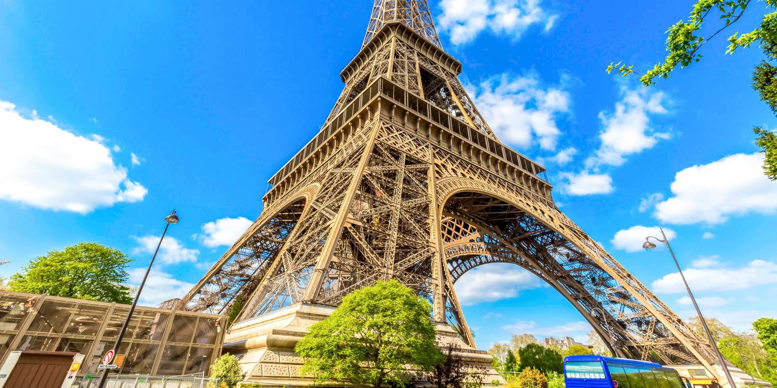Paris: Eiffel Tower Access by Elevator & Seine River Cruise