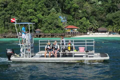 pulau payar marine park scuba diving