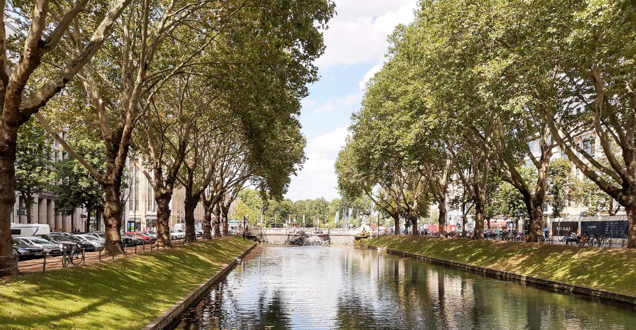 Düsseldorf, Altstadt & Altbier Tour - Hizvo