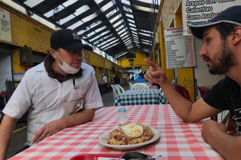Bogotá: Kolumbianisches Frühstück − Entdeckertour