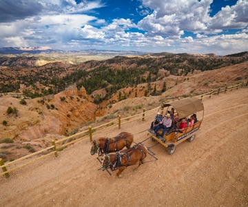 Bryce Canyon National Park: Scenic Wagon Ride to the Rim