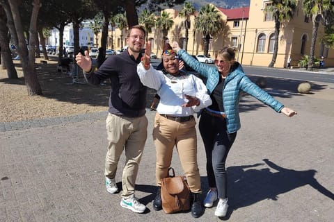 Cape Town: Langa Township Guided Walking Tour
