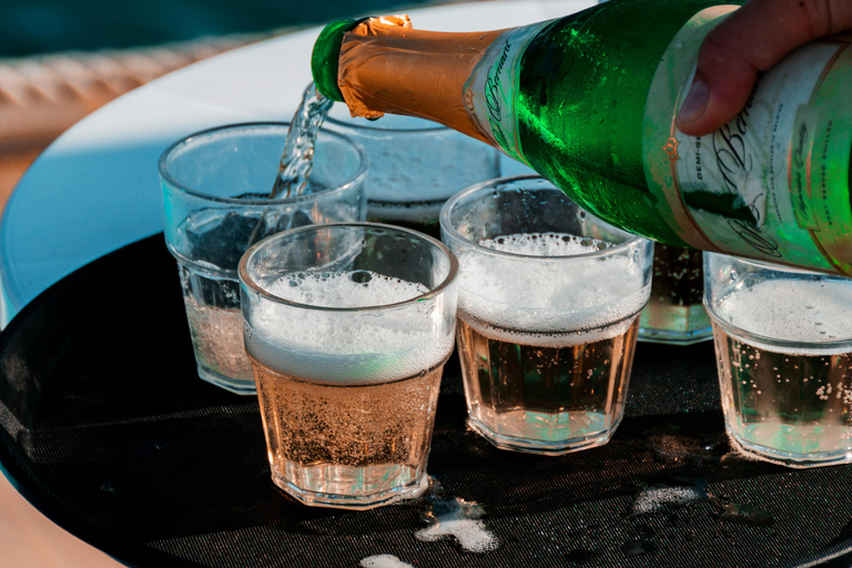 Batumi: Sunset Cruise with a Glass of Wine