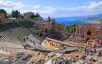 From Tropea, Full-Day Tour to Taormina - Housity