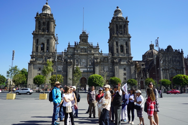 Mexico : Palais national et promenade en bateau sur le canal de Xochimilco