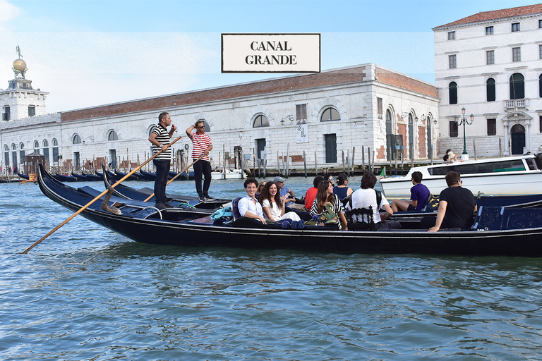 Tour of Doge's Palace and Gondola Ride Morning tour: Palace and Gondola Tour in English