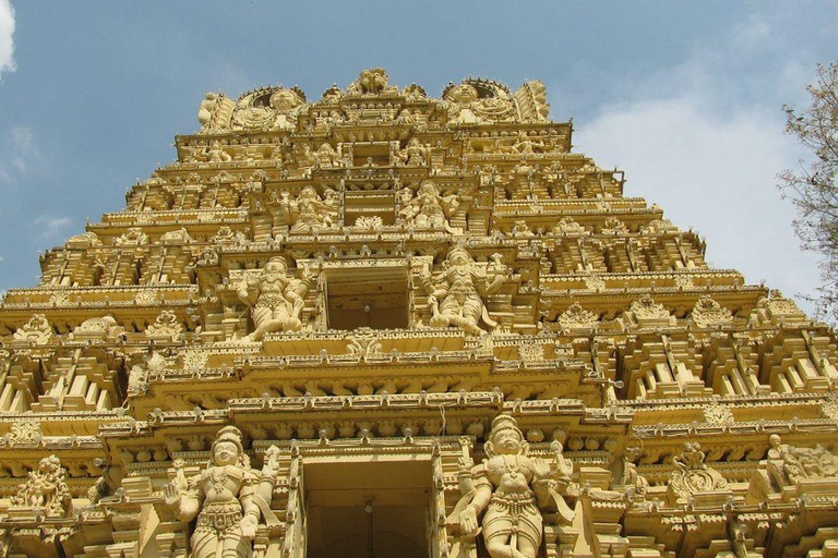 Bangalore: Mysore Palace and Chamundi Hill Private Tour