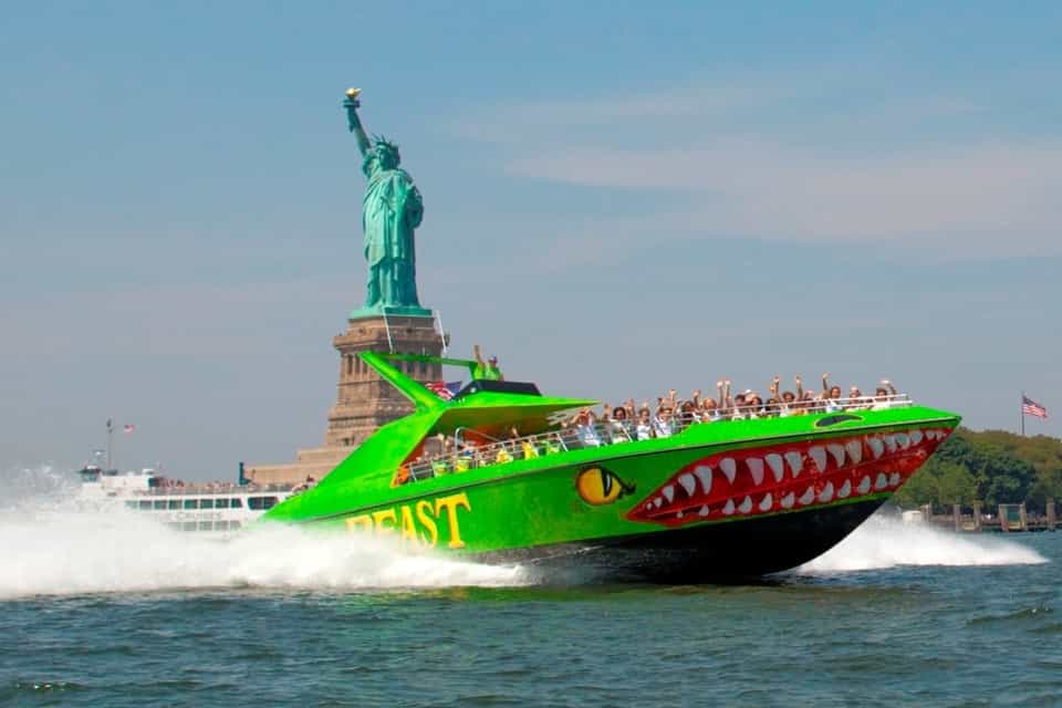 Speedboot Fahrt
