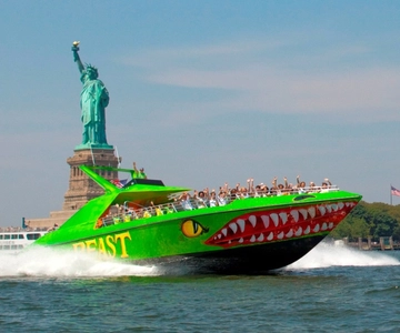NYC: Circle Line The Beast Midtown Speedboat Ride