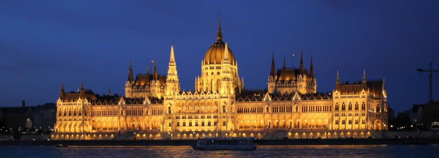 Budapeszt: 1-godzinny wieczorny rejs krajoznawczy i drink