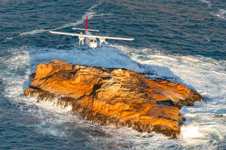Experiencia de vuelo panorámico en Wineglass Bay y Maria Island
