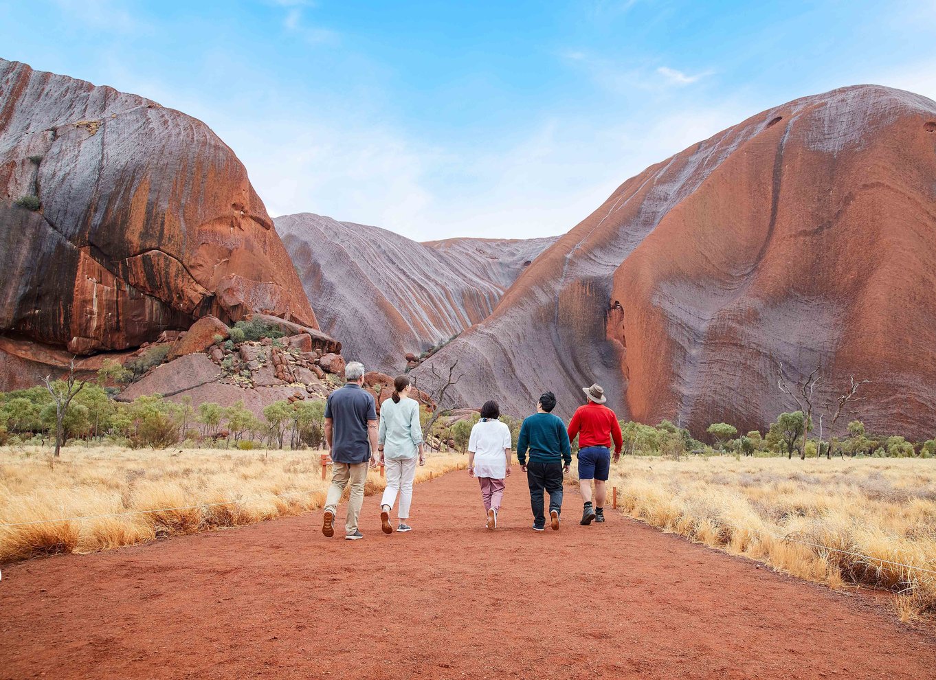 Uluru: Guidet gåtur ved solopgang med let morgenmad