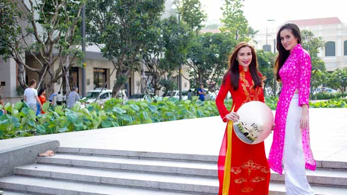ho chi minh city ao dai traditional costume photoshoot