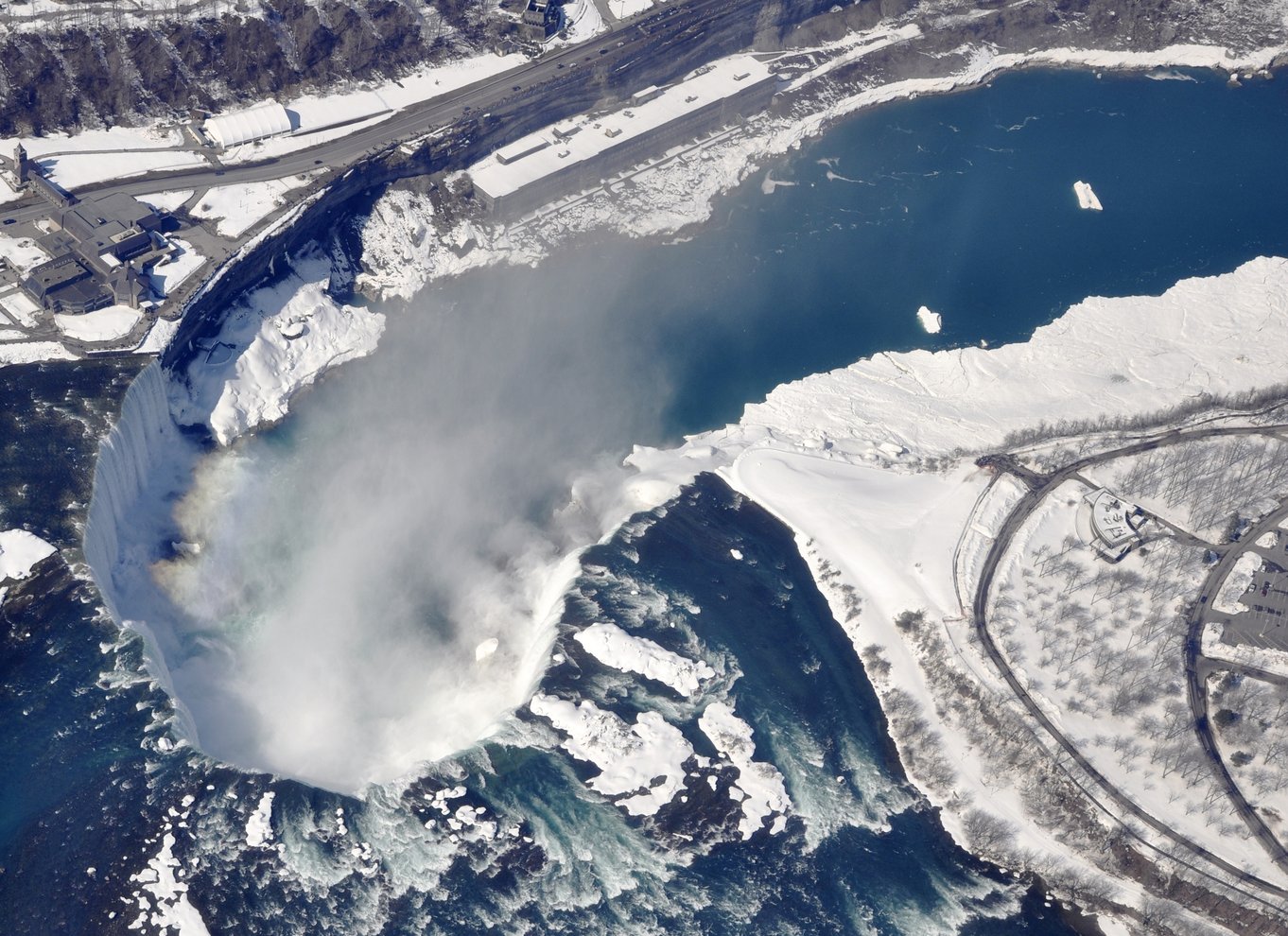 Niagara Falls, Canada: Naturskøn helikoptertur