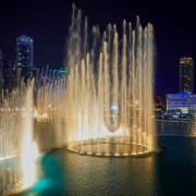 Dubai: Fontänshow och Burj Lake-tur med traditionell båt