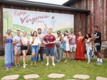 Ab DC: Ganztägige Weintour & Verkostung im historischen Virginia Ab DC: Ganztägige Weintour & Verkostung im historischen Virginia