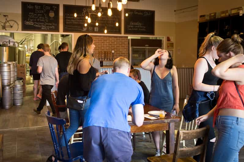 Ottawa: Tour de cerveza artesanal guía de medio día en autobús