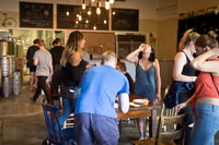 Ottawa, une demi-journée de visite guidée de la bière artisanale en autobus - Hizvo