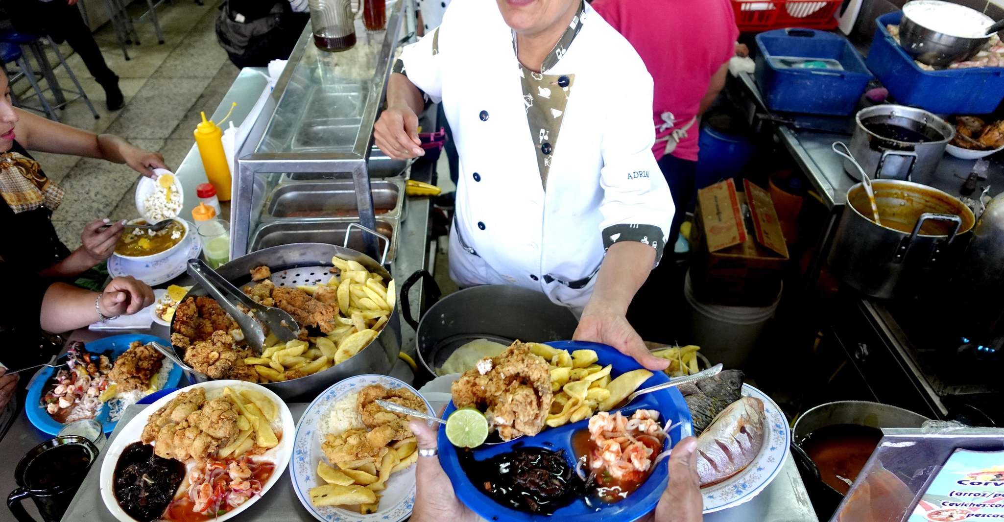 基多,街头食品必需品 - Hizvo