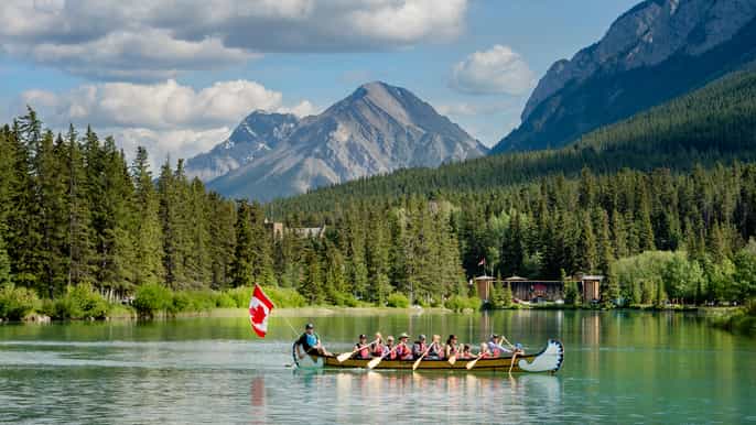 banff wildlife on the bow river big canoe tour