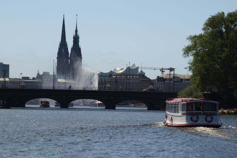 Hamburg: City Cruise on Alster Lake