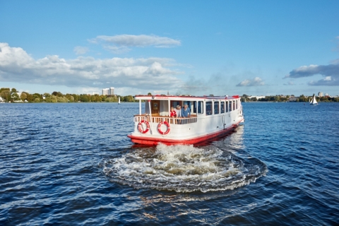 Hamburg: Bootsfahrt auf der Alster