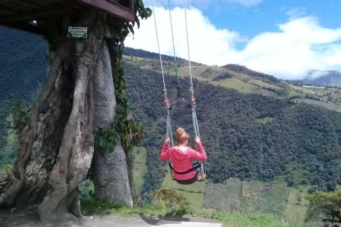 Van Quito: tweedaagse kleine groep Baños en Quilotoa Lagoon Tour