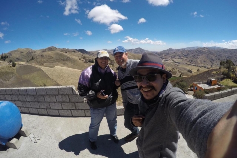 Z Quito: 2-dniowa mała grupa Baños i Quilotoa Lagoon Tour