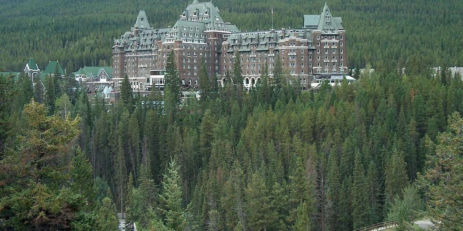 Banff Eat The Castle Food Experience At Banff Springs Hotel Getyourguide