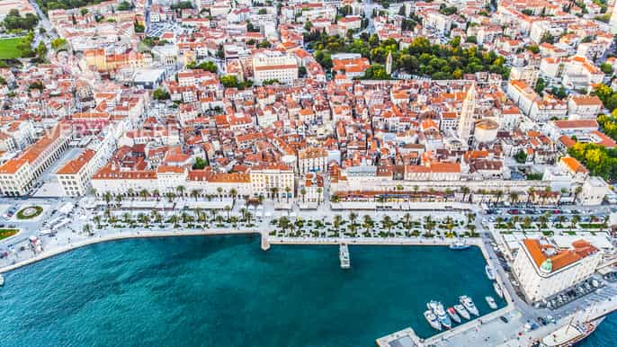 split 1.5hour old town smallgroup walking tour