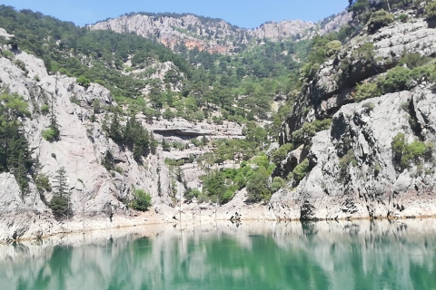 Z boku: rejs po zielonym kanionie z lunchem i pływaniem