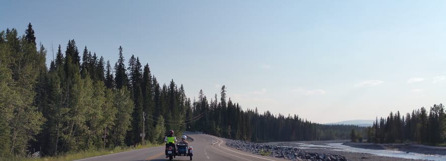 Calgary: Sidecar Motorcycle Tour of Rocky Mountain Foothills